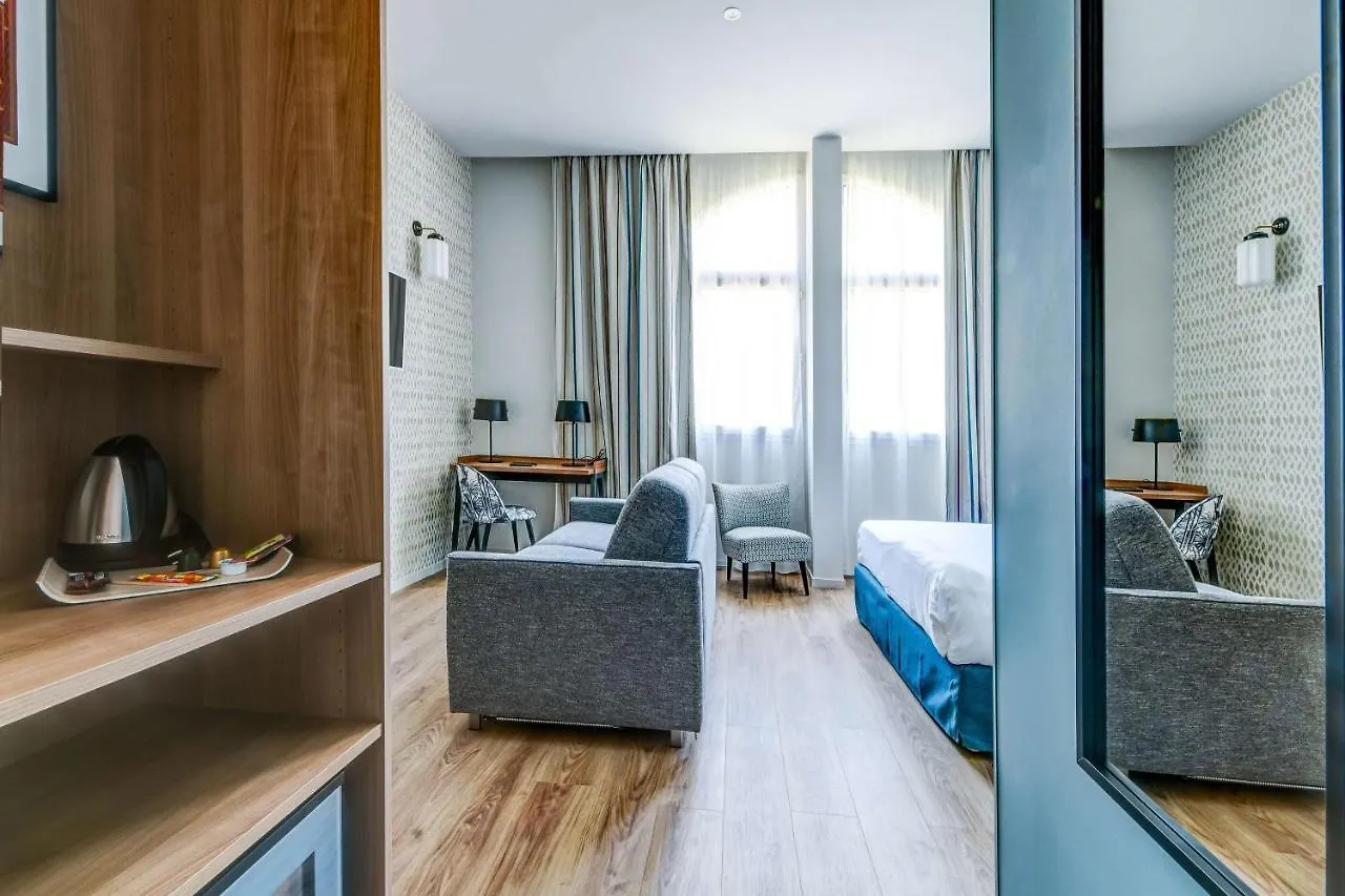 Hotel Jules Verne Biarritz France
