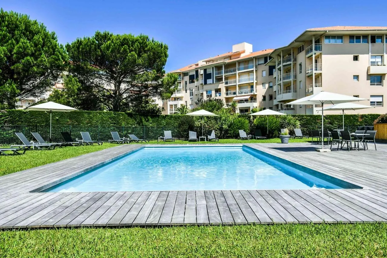 Hotel Jules Verne Biarritz 4*,